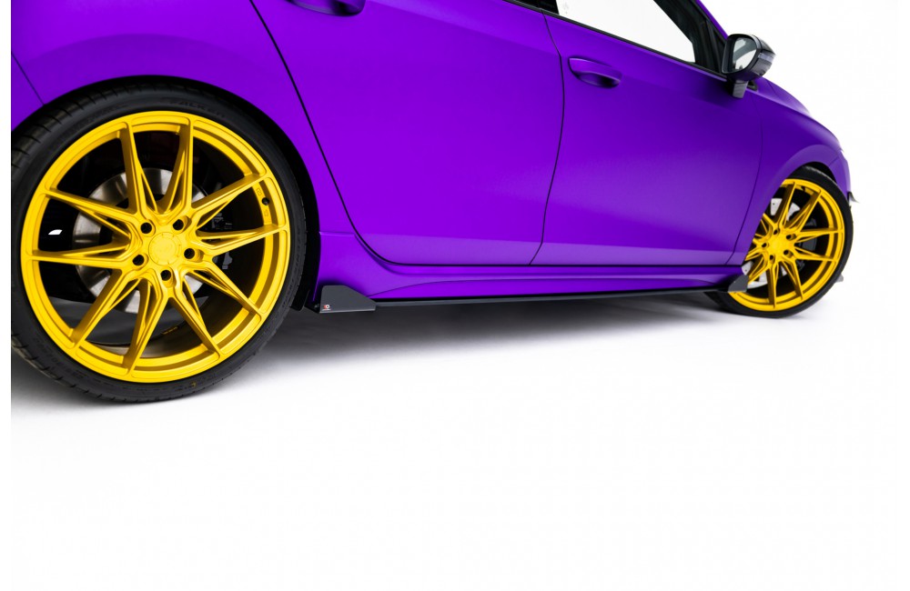 Street Pro Side Skirts Diffusers + Flaps Volkswagen Golf R Mk8 / Mk8 Facelift - Black + Gloss Flaps Street Pro Side Skirts Diffusers + Flaps Volkswagen Golf R Mk8 / Mk8 Facelift - Black + Gloss Flaps