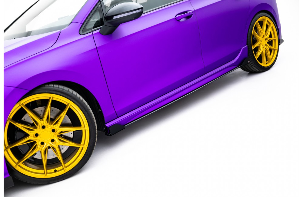 Street Pro Side Skirts Diffusers + Flaps Volkswagen Golf R Mk8 / Mk8 Facelift - Black + Gloss Flaps Street Pro Side Skirts Diffusers + Flaps Volkswagen Golf R Mk8 / Mk8 Facelift - Black + Gloss Flaps