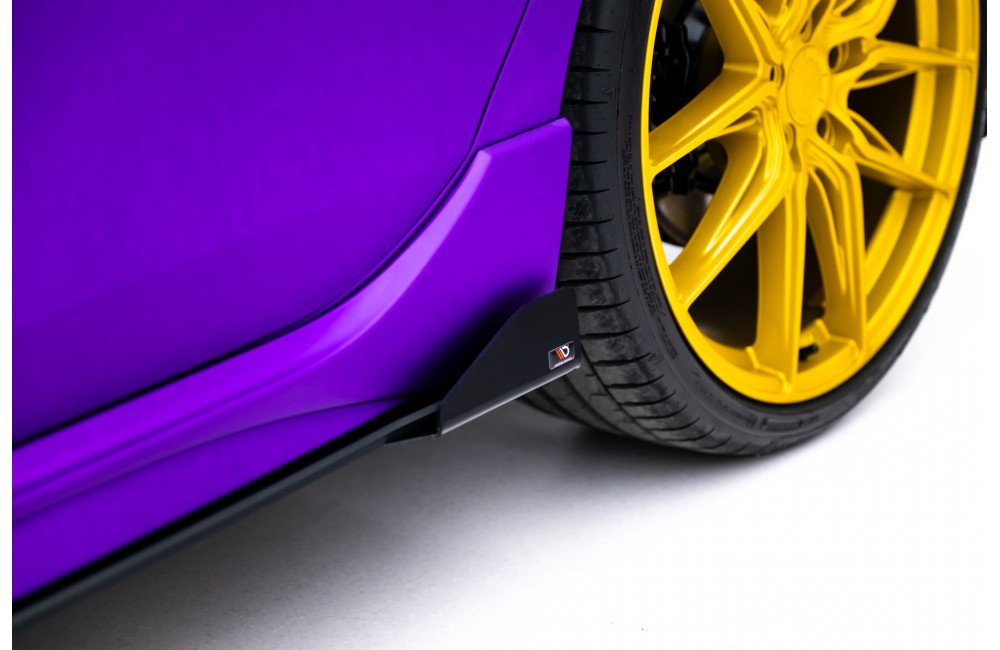 Street Pro Side Skirts Diffusers + Flaps Volkswagen Golf R Mk8 / Mk8 Facelift - Black + Gloss Flaps Street Pro Side Skirts Diffusers + Flaps Volkswagen Golf R Mk8 / Mk8 Facelift - Black + Gloss Flaps